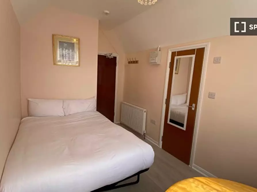 Immagine 1 di Appartamento in affitto  in Green Lanes a Hackney