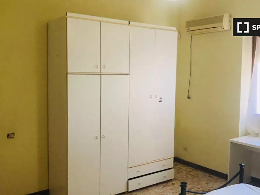 Immagine 3 di Camera condivisa in affitto  in Via Ghisalba, 00188 Roma RM, Italy a Roma