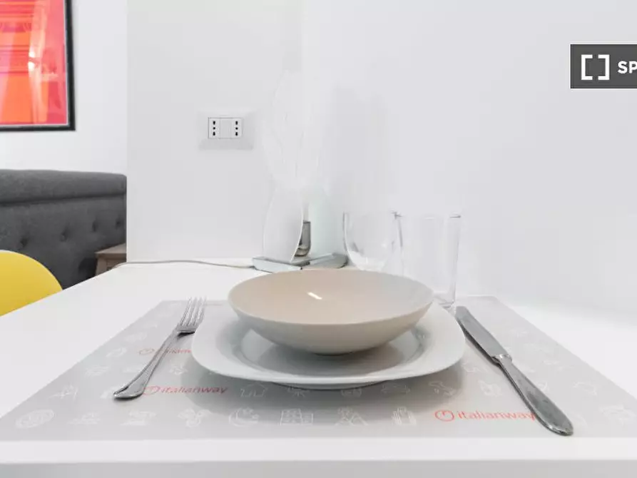 Immagine 18 di Appartamento in affitto  in Via Raffaello Sanzio a Milano