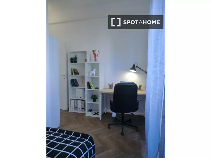 Immagine 4 di Camera condivisa in affitto  in Via Sorio a Padova