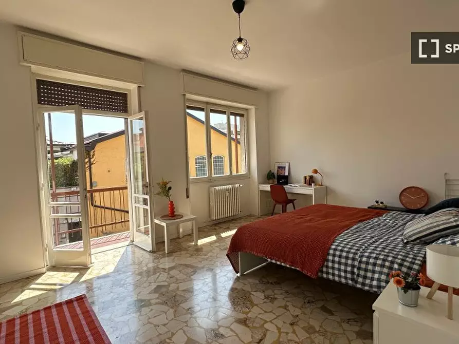 Immagine 7 di Camera condivisa in affitto  in BagniN a Brescia