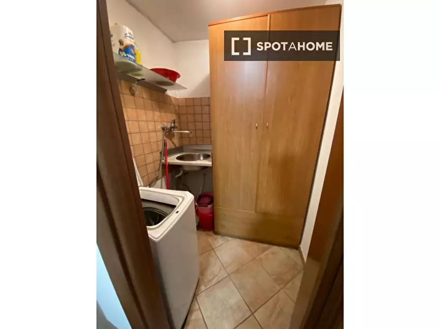 Immagine 14 di Appartamento in affitto  in Via Casilina a Roma