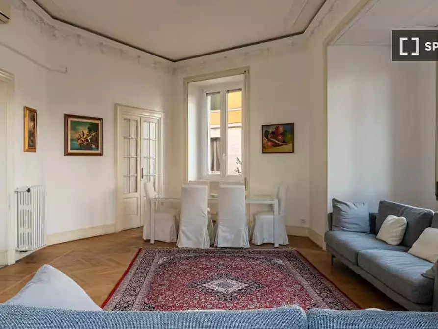 Immagine 4 di Appartamento in affitto  in Lungotevere delle Navi a Roma