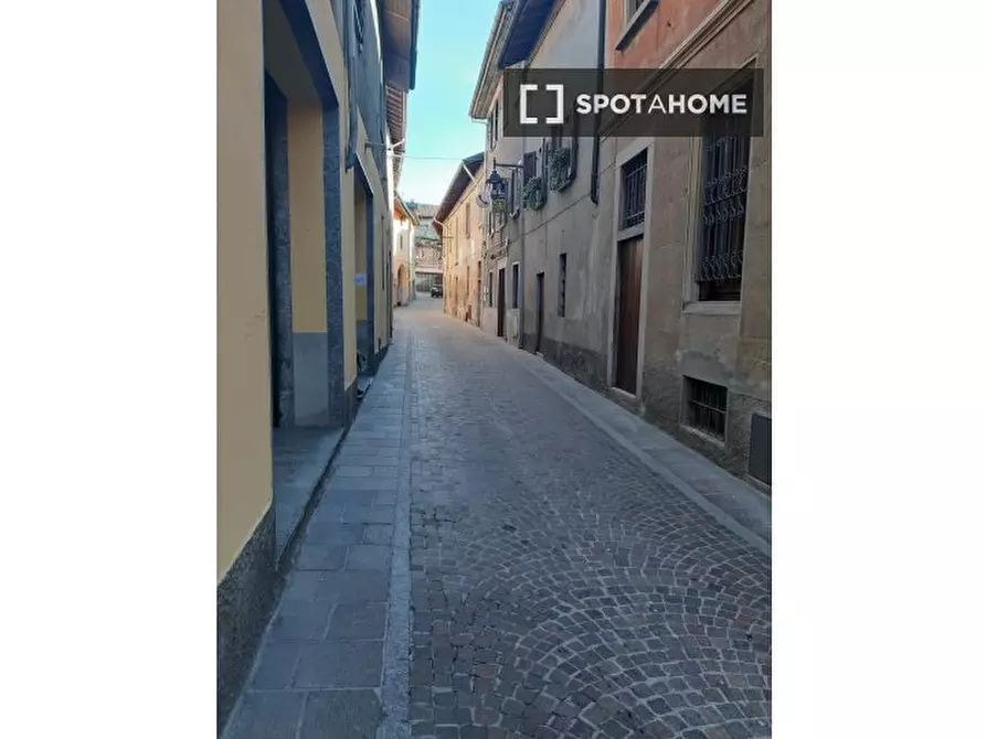 Immagine 3 di Appartamento in affitto  in Via Roma a Somma Lombardo