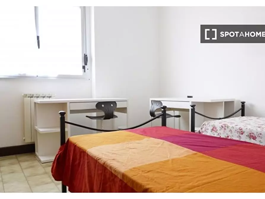 Immagine 19 di Camera condivisa in affitto  in Via Lodovico Il Moro a Milano