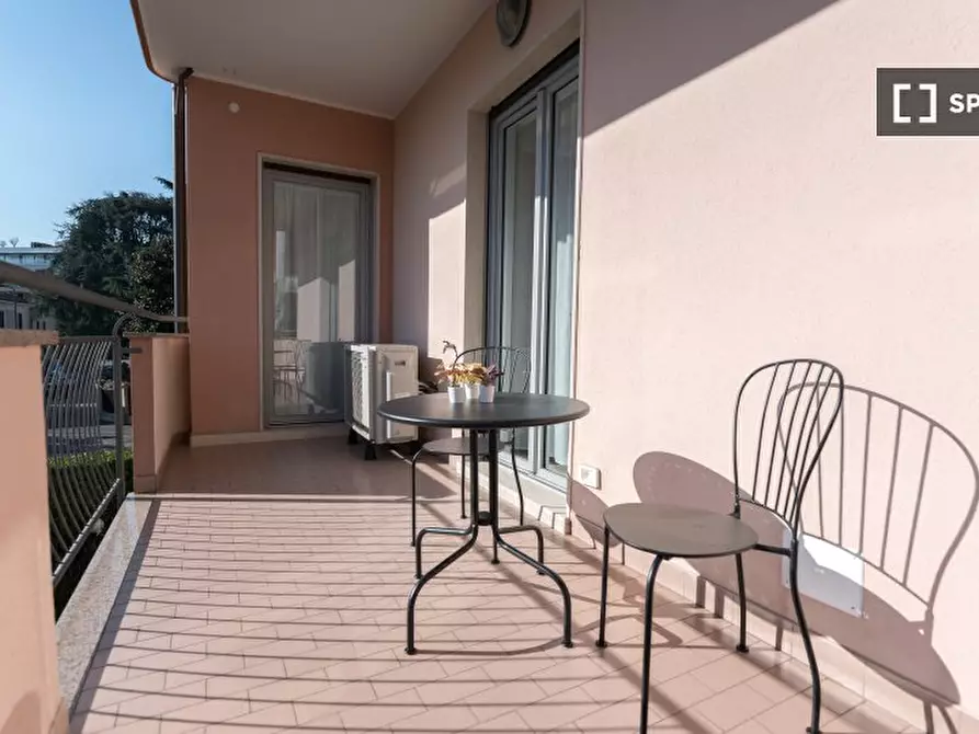 Immagine 15 di Appartamento in affitto  in Via Alfredo Comandini a Milano