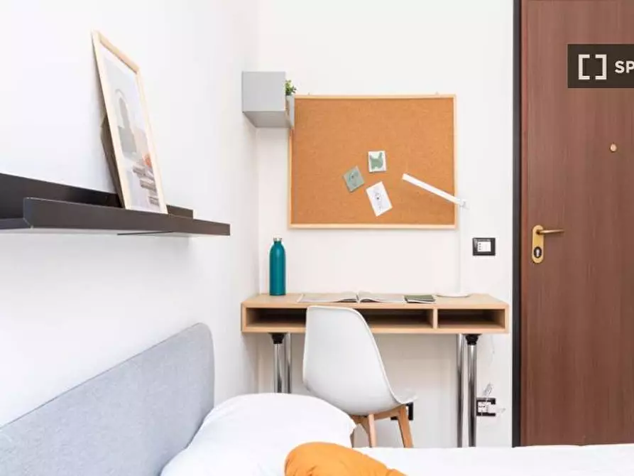 Immagine 6 di Camera condivisa in affitto  in Via Col di Lana a Milano