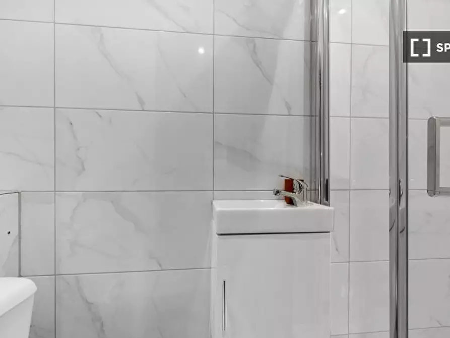 Immagine 4 di Ufficio in affitto  in flat a a Hackney