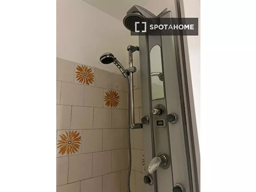 Immagine 10 di Appartamento in affitto  in Via dei Foraggi a Roma