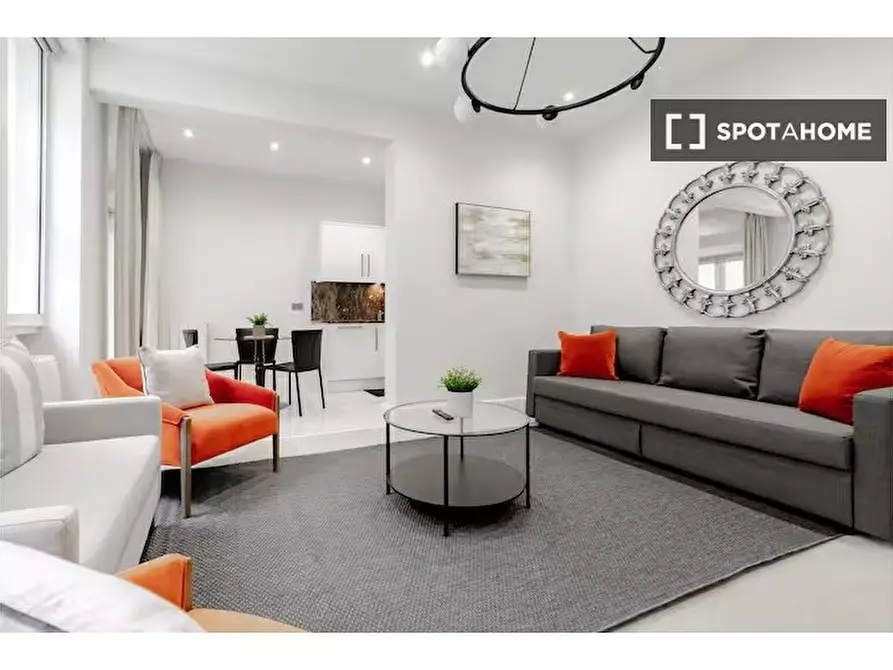 Immagine 12 di Appartamento in affitto  in -41 Nottingham Pl a Paddington