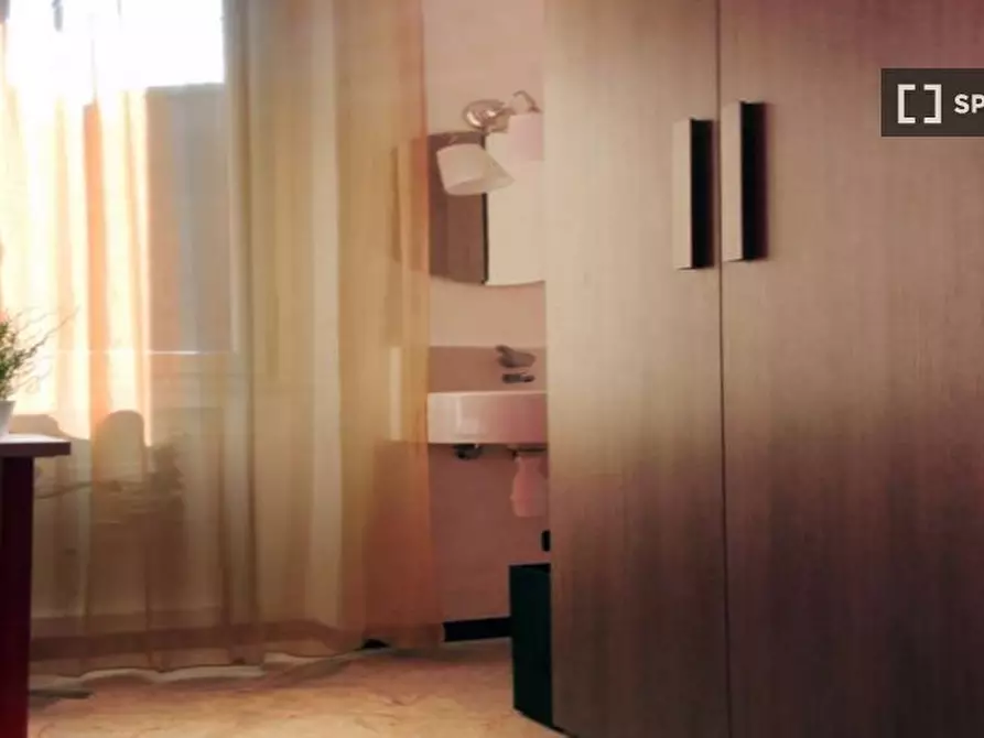 Immagine 1 di Camera condivisa in affitto  in Via Salvatore Barzilai a Milano