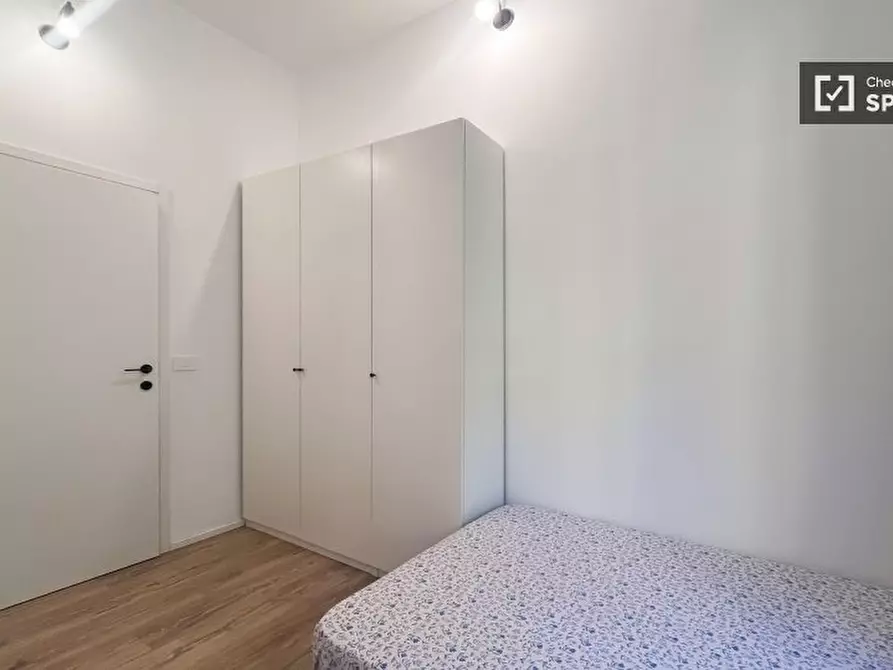 Immagine 18 di Camera condivisa in affitto  in Via Don Bosco a Milano