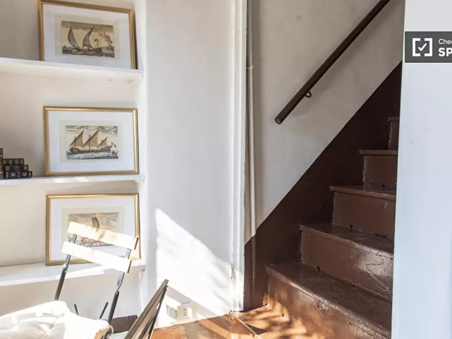 Immagine 2 di Appartamento in affitto  in Via di S. Calisto a Roma