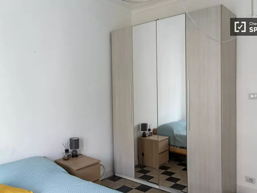 Immagine 1 di Camera condivisa in affitto  in Viale delle Medaglie d'Oro a Roma