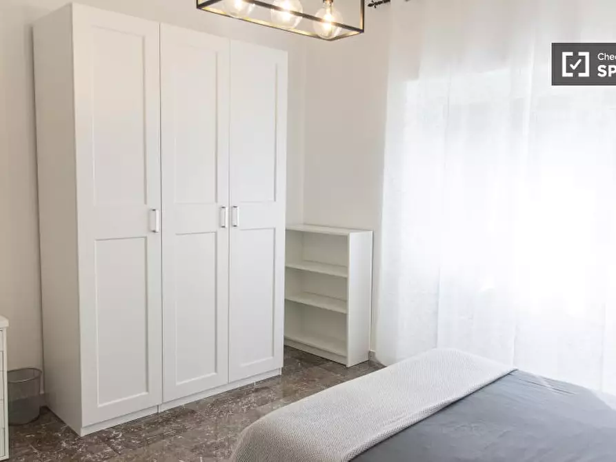 Immagine 4 di Camera condivisa in affitto  in Via del Casale Sansoni a Roma