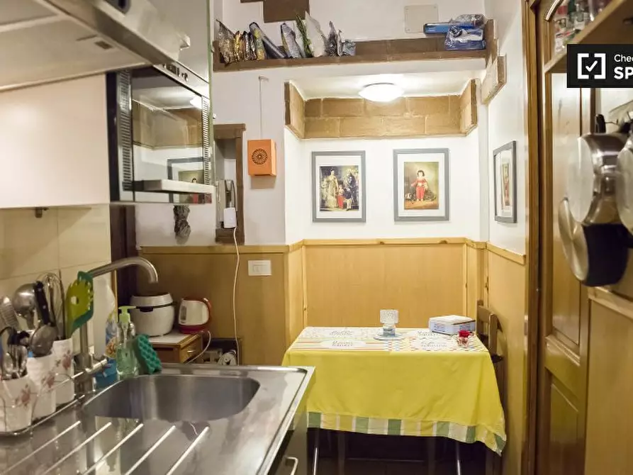 Immagine 11 di Camera condivisa in affitto  in Via Castelfidardo, 00185 Roma RM, Italy a Roma