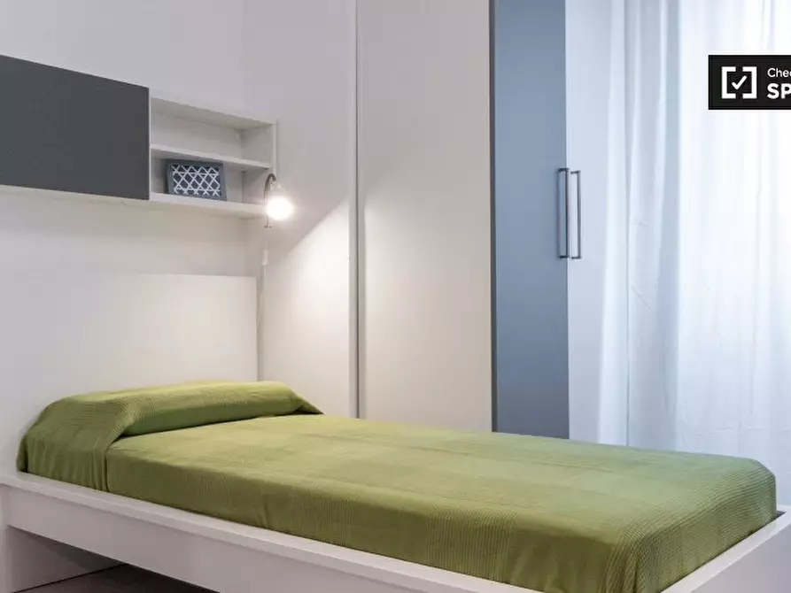 Immagine 5 di Camera condivisa in affitto  in Via Emilio Broglio a Milano