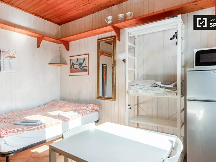 Immagine 3 di Ufficio in affitto  in Via Asiago a Bologna