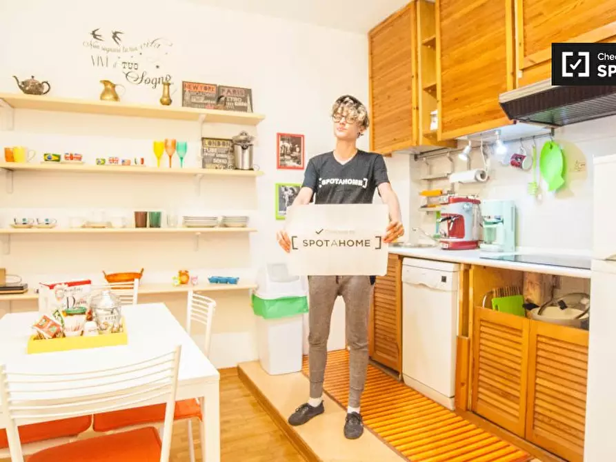 Immagine 5 di Appartamento in affitto  in Via di San Teodoro a Roma