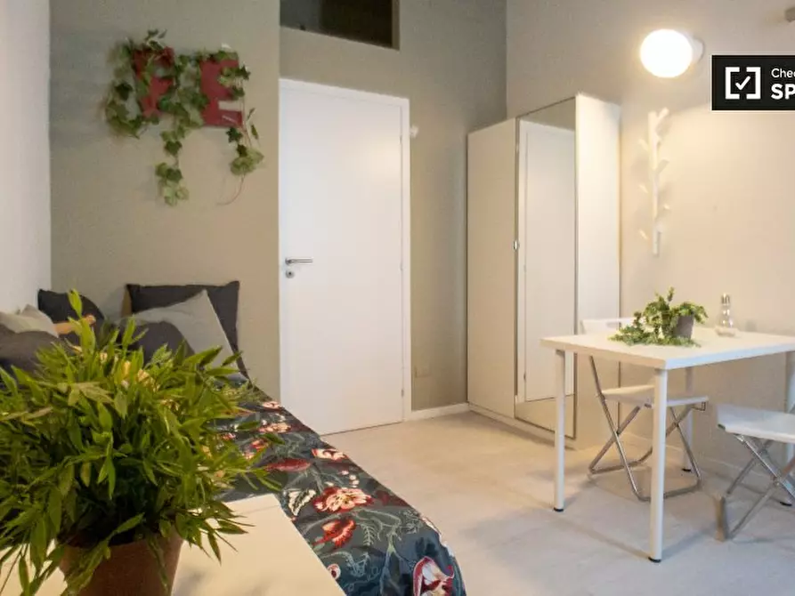 Immagine 8 di Ufficio in affitto  in Piazza Napoli, 20144 Milano MI, Italy a Milano