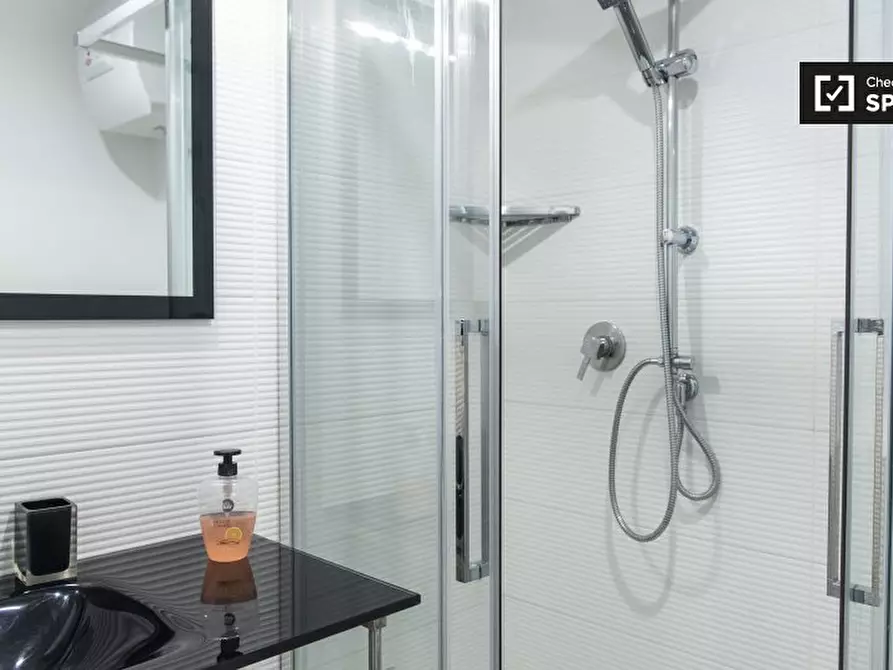 Immagine 9 di Appartamento in affitto  in Via Portuense a Roma