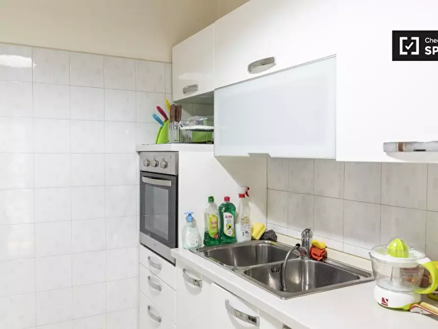 Immagine 16 di Camera condivisa in affitto  in Via di Torrevecchia a Roma