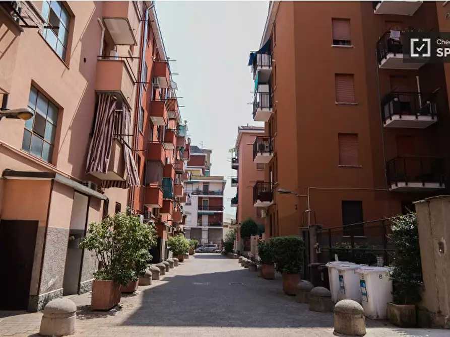 Immagine 19 di Camera condivisa in affitto  in Via Fortezza a Milano