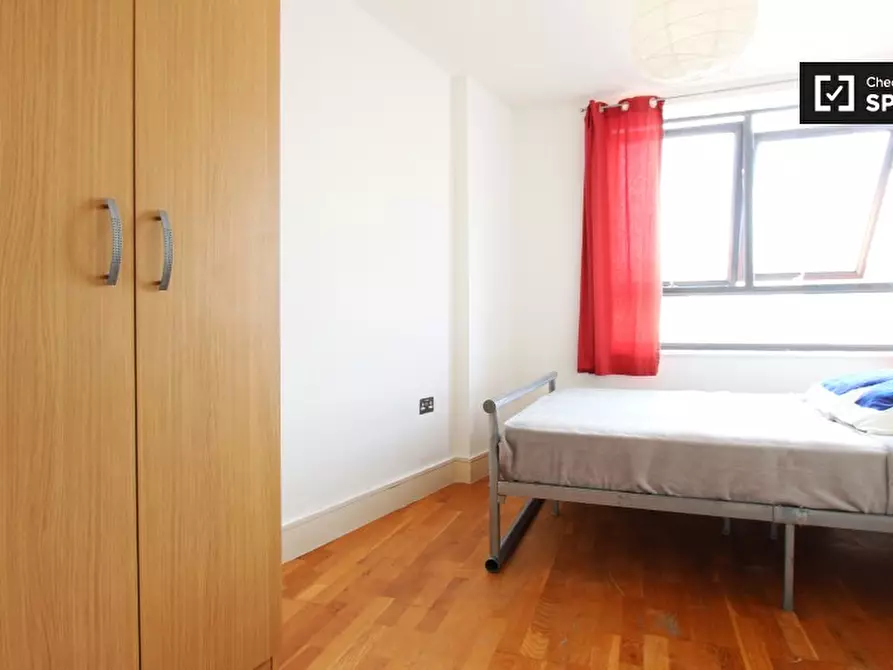 Immagine 2 di Camera condivisa in affitto  in Copenhagen Place a Poplar