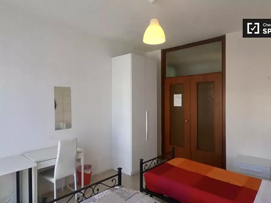 Immagine 3 di Camera condivisa in affitto  in Via Emilio de Marchi a Milano