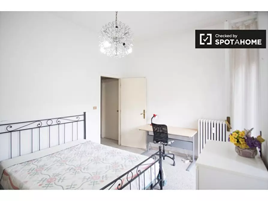 Immagine 2 di Camera condivisa in affitto  in Piazza San Giovanni Bosco a Roma