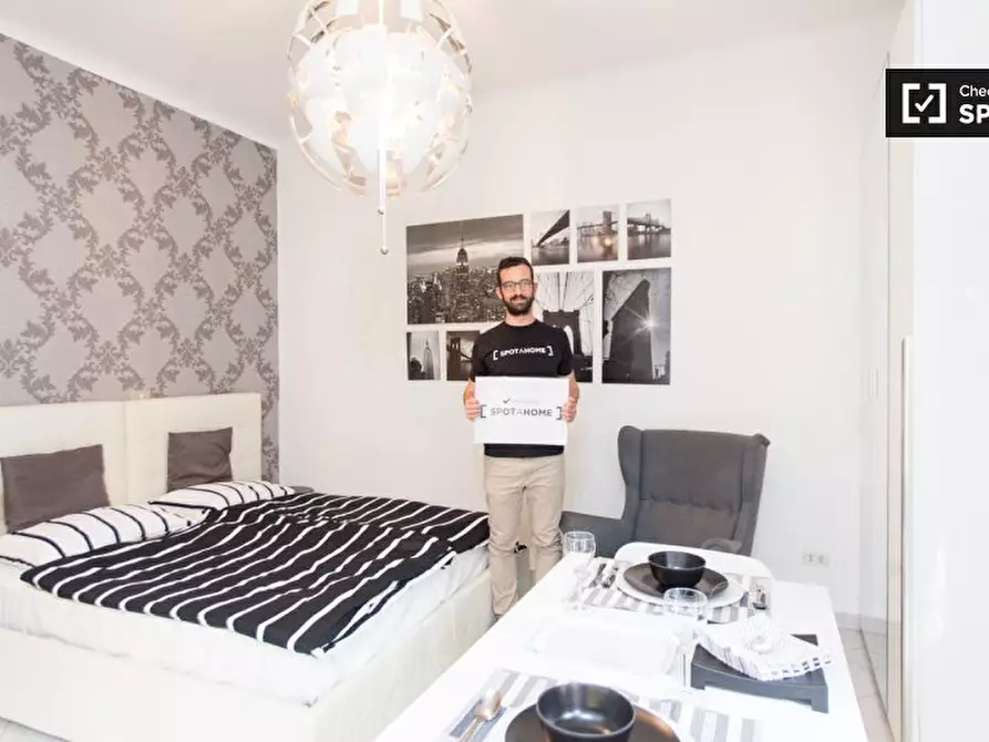 Immagine 12 di Ufficio in affitto  in Via Privata Oristano, 20128 Milano MI, Italy a Milano