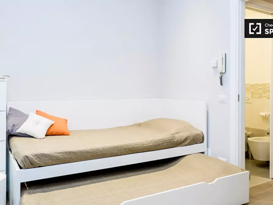 Immagine 3 di Ufficio in affitto  in Via Bernandino Verro a Milano