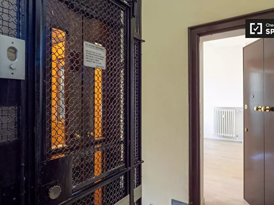 Immagine 10 di Appartamento in affitto  in Via Volturno a Milano