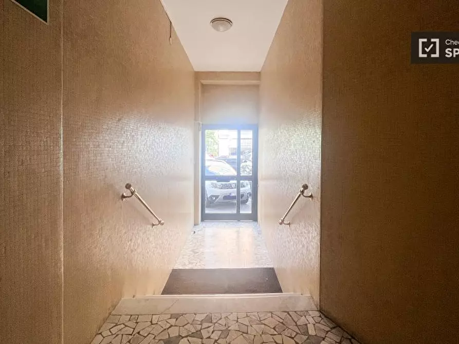 Immagine 18 di Ufficio in affitto  in Via dei Tulipani a Milano