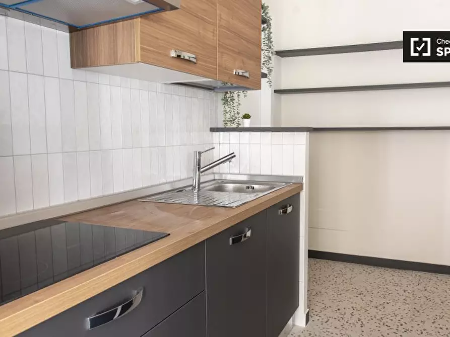 Immagine 17 di Appartamento in affitto  in Via Erasmo Gattamelata a Roma