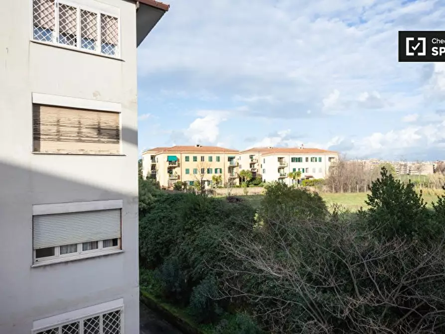 Immagine 5 di Camera condivisa in affitto  in Via Bisentina, 00139 Roma RM, Italy a Roma