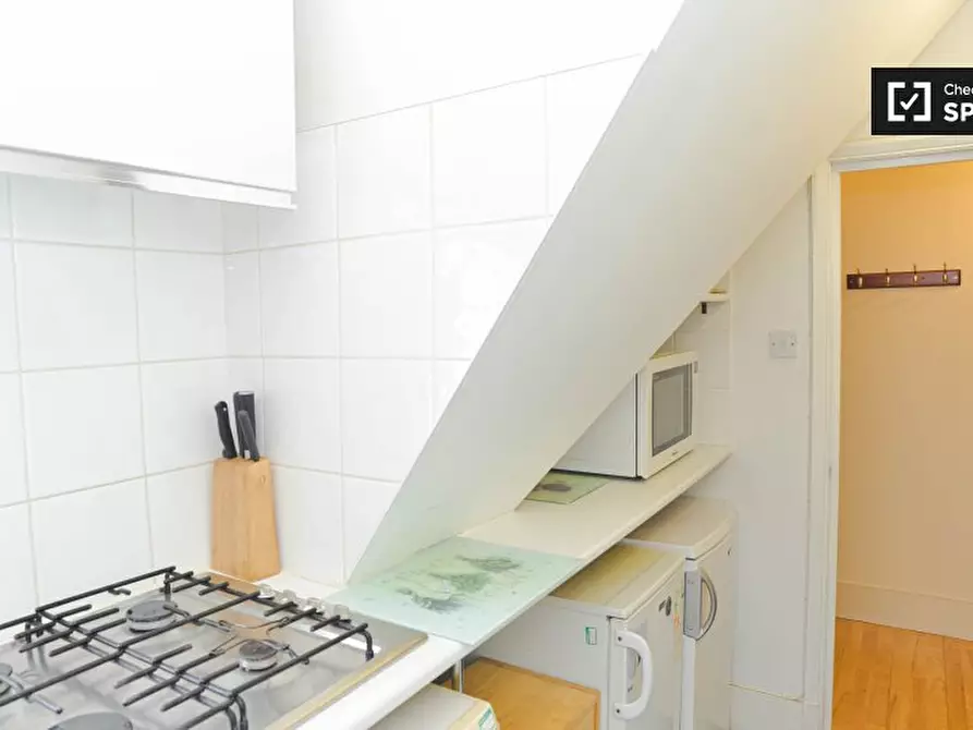 Immagine 4 di Ufficio in affitto  in F2 St Anns Villas a Kensington