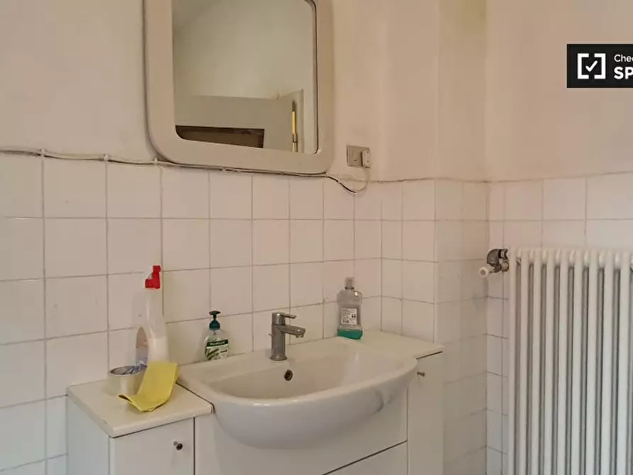 Immagine 3 di Camera condivisa in affitto  in Via Castelbarco a Trento