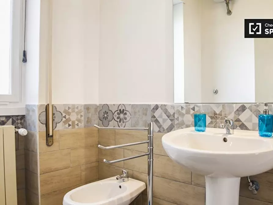 Immagine 10 di Camera condivisa in affitto  in Via Angelo Emo, 00136 Roma RM, Italy a Roma