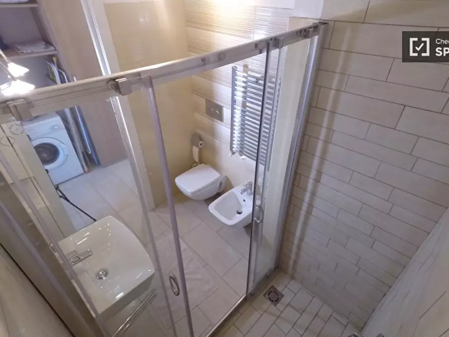 Immagine 9 di Appartamento in affitto  in Via Garegnano a Milano