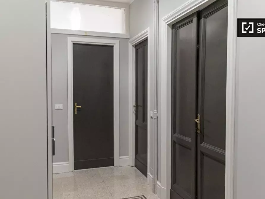 Immagine 17 di Camera condivisa in affitto  in Via Lima a Roma