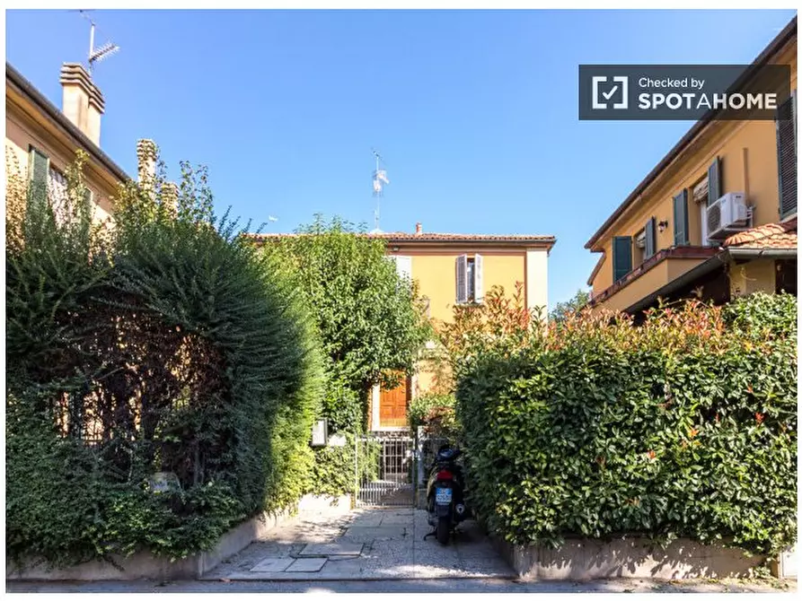 Immagine 13 di Appartamento in affitto  in Via Giovanni Francesco Barbieri a Bologna