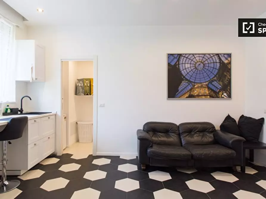 Immagine 3 di Ufficio in affitto  in Via Mecenate a Milano