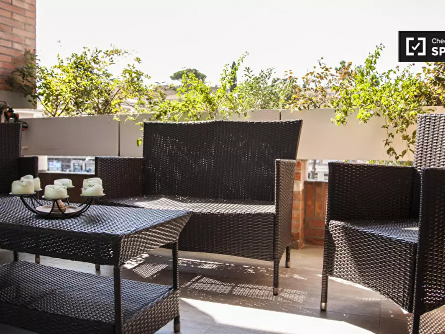 Immagine 11 di Camera condivisa in affitto  in Piazza Pio XI a Roma