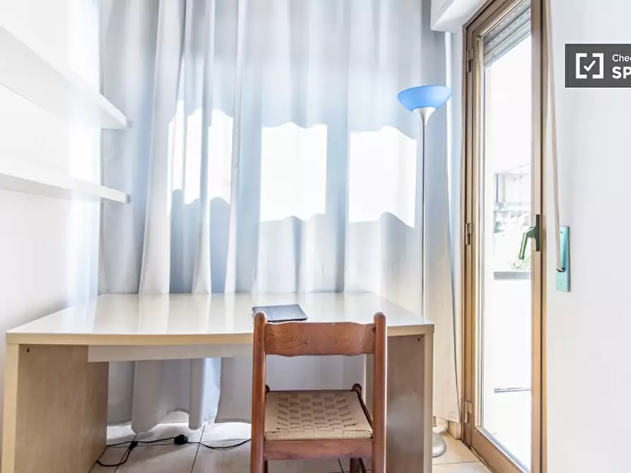 Immagine 10 di Camera condivisa in affitto  in Via dello Scalo di San Lorenzo a Roma