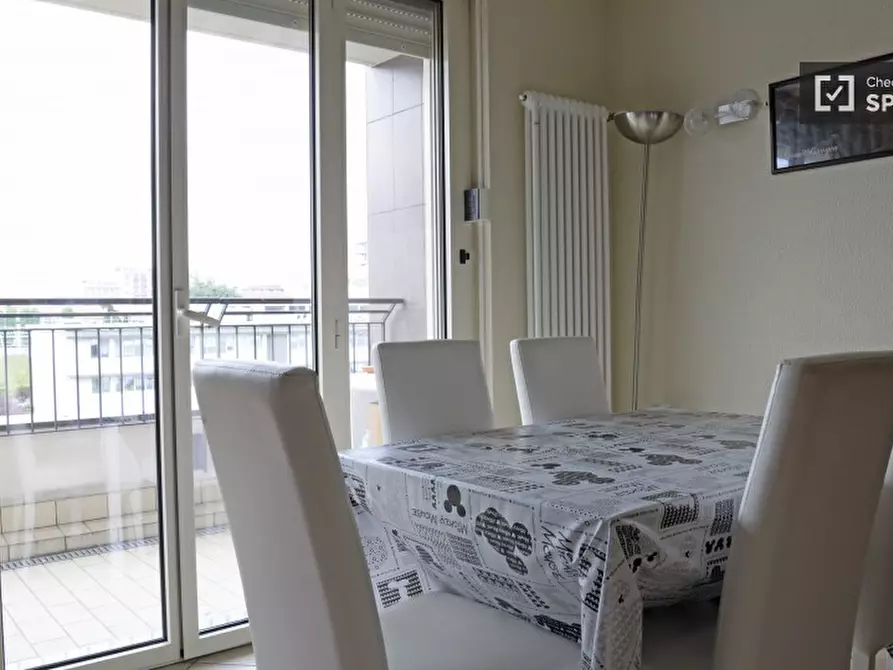 Immagine 6 di Camera condivisa in affitto  in Via Adamello a Milano