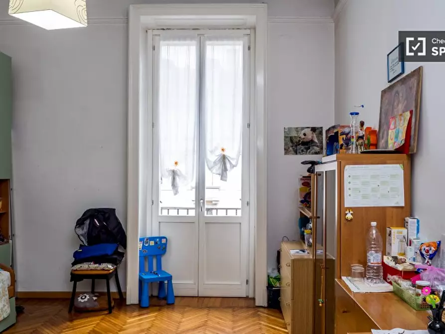 Immagine 2 di Camera condivisa in affitto  in Via Leone Tolstoi a Milano
