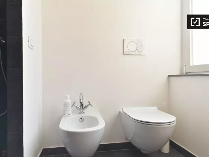 Immagine 16 di Appartamento in affitto  in Via Fra Mauro a Roma