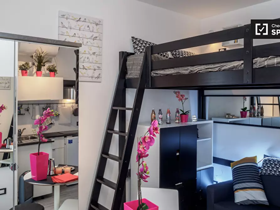 Immagine 5 di Ufficio in affitto  in Via Pietro Crespi a Milano