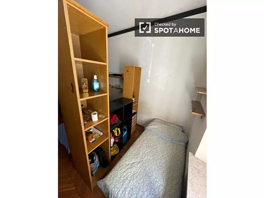Immagine 2 di Camera condivisa in affitto  in Via Riccardo Sineo a Torino